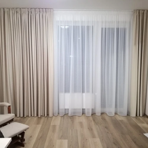 Závěsy, dekorační látky