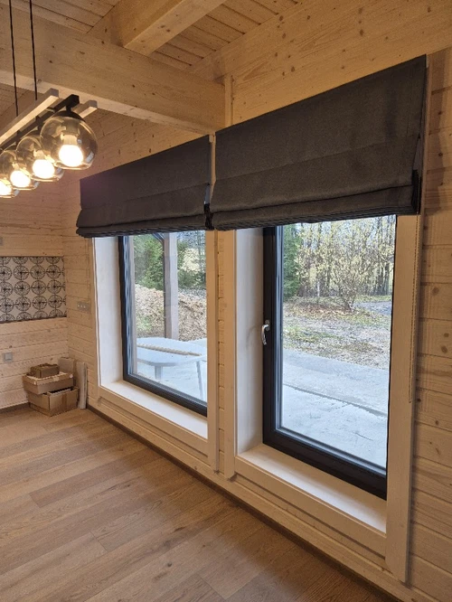 REGA ř&iacute;msk&eacute; rolety 2